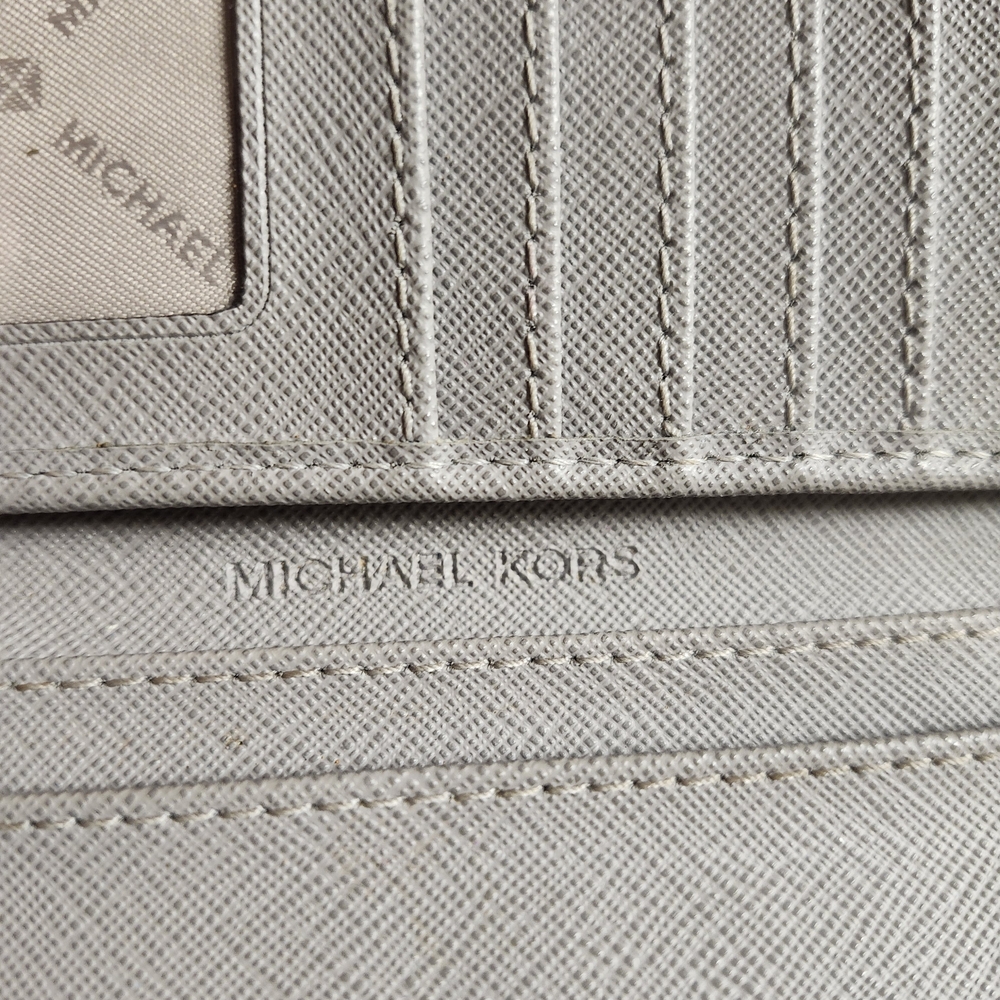 Michael Kors White Card Holder,wallet - Picture 8 of 8